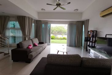 Taman Saujana Puchong