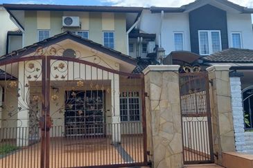 Bandar Kinrara 4 Renovation 22X70 Kitchen Exp