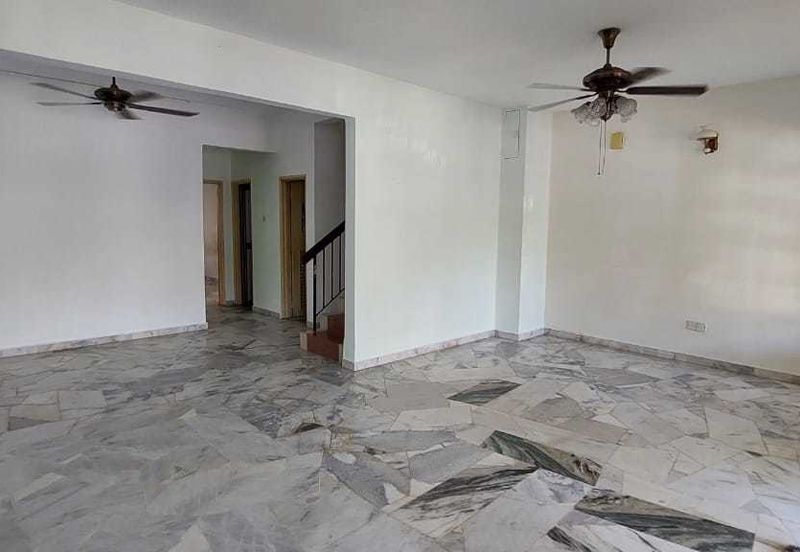 Bandar Kinrara 4 Renovation 22X70 Kitchen Exp