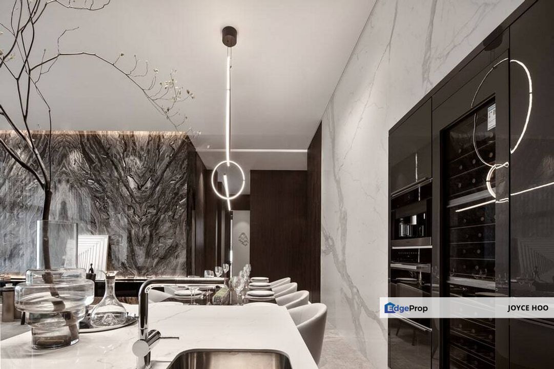 Below Market 35% Free 80k Furnish + Carpark walking distance MRT, LRT, KTM Lowest Price Among Bangsar South, Kuala Lumpur, Bangsar