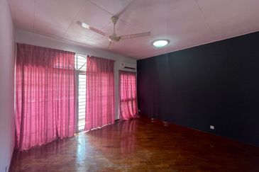 Bandar Puteri 12  Puchong move in condition 