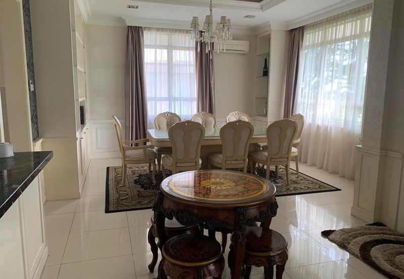 Puteri 12 face T+ facong East + below 1 m Price 