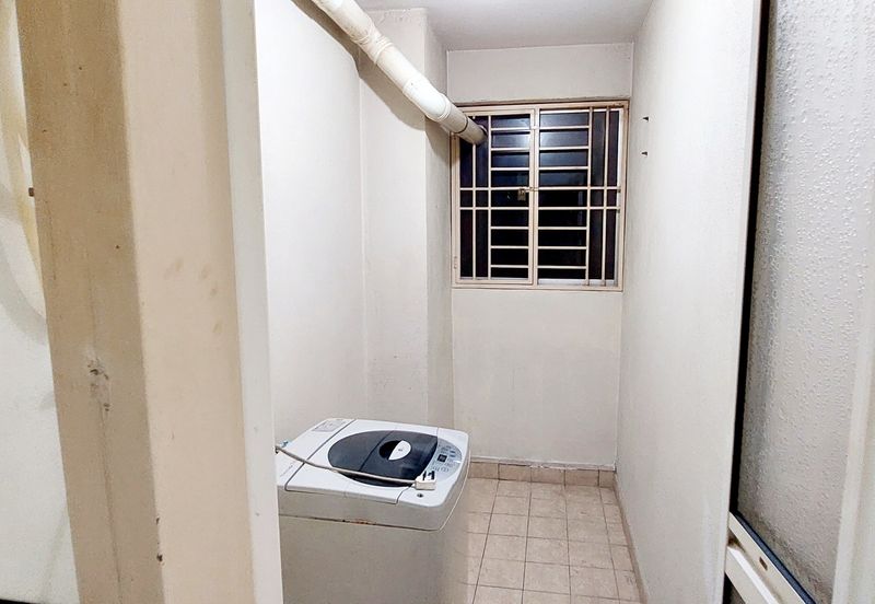 Puteri Bayu Apartment