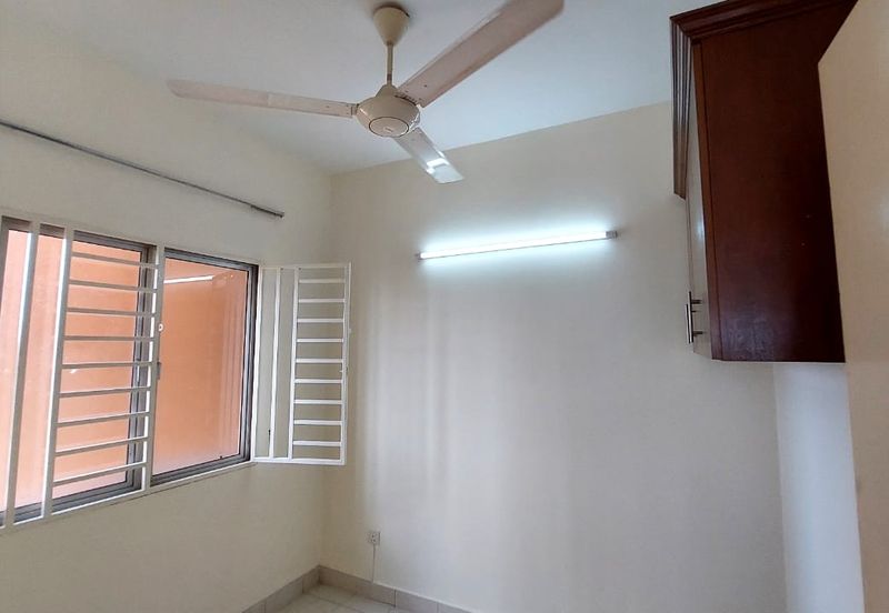 Puteri Bayu Apartment