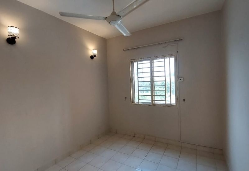 Puteri Bayu Apartment