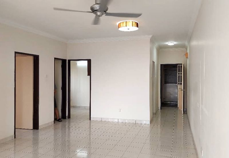 Puteri Bayu Apartment