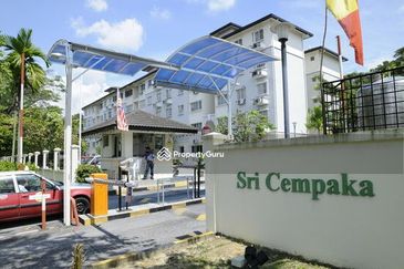 Sri Cempaka, Pusat Bandar Puchong