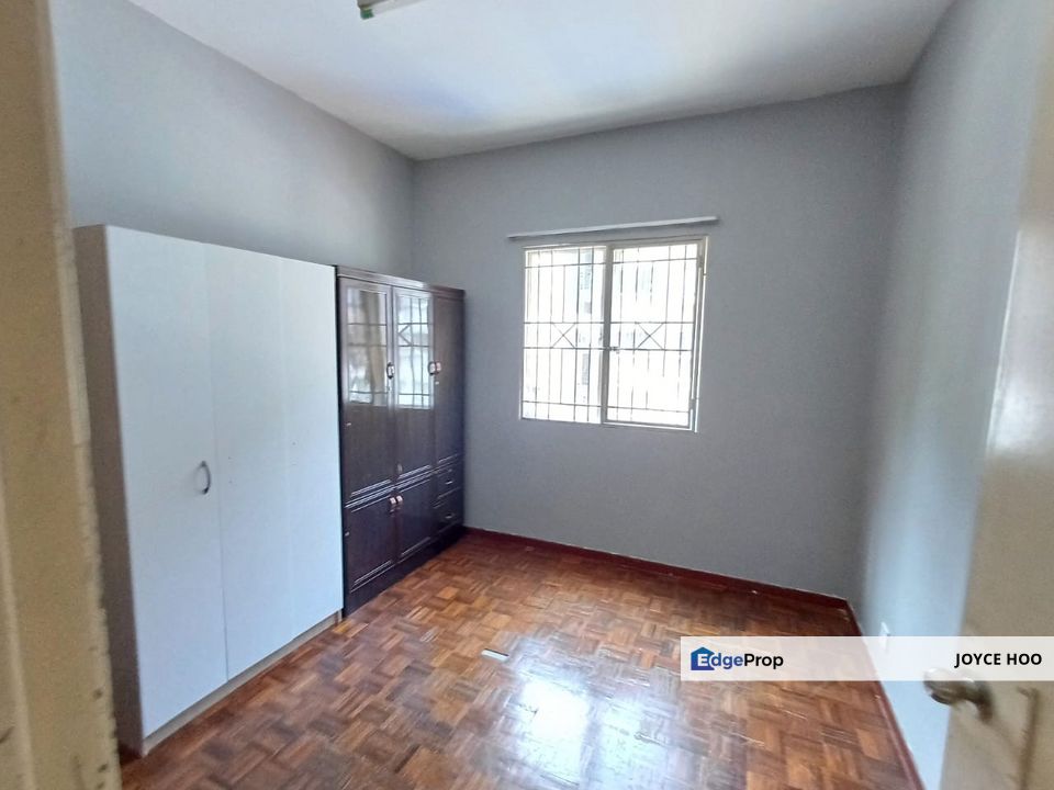 Sri Cempaka 1st floor Basic unit Taman Wawasan Jalan indera  Belew market price Freehold  728 sq ft  walk up , Selangor, Bandar Puteri Puchong