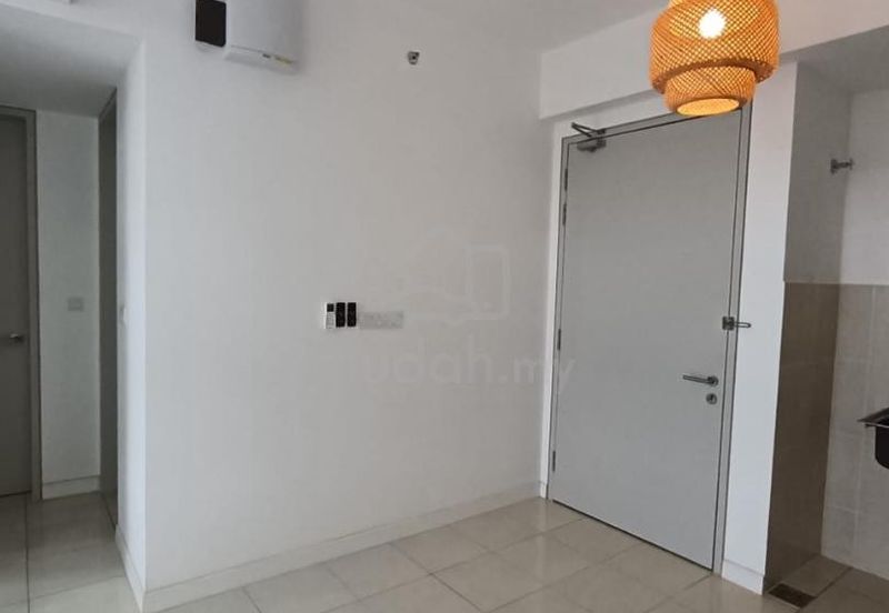 THE PULSE RESIDENCE & THE PULSE