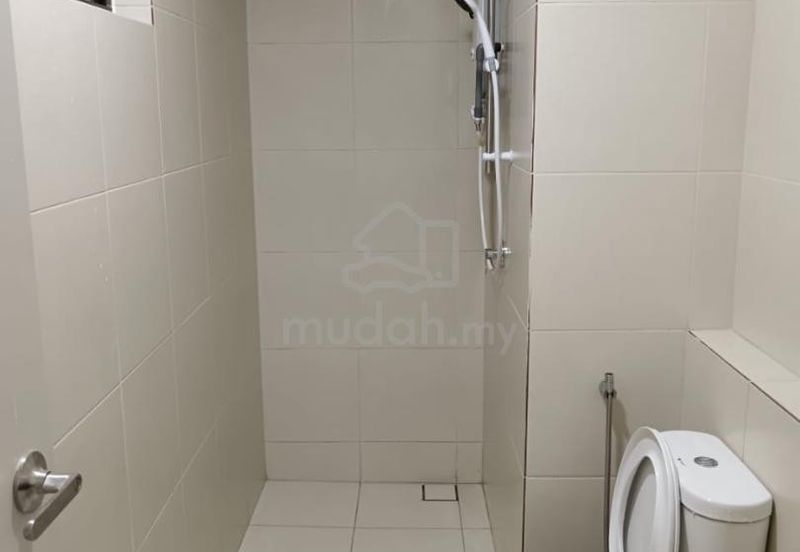 THE PULSE RESIDENCE & THE PULSE