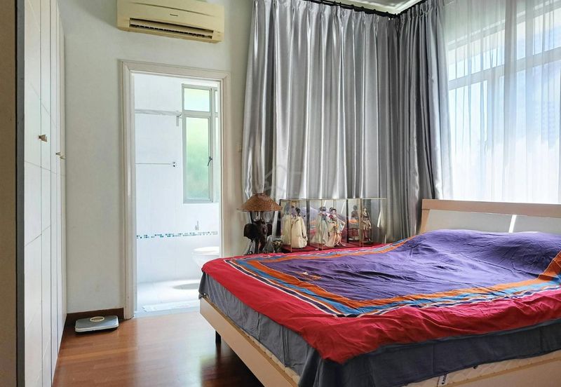 Changkat Kiara Surya