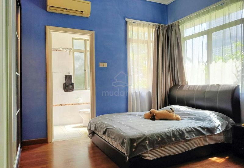 Changkat Kiara Surya