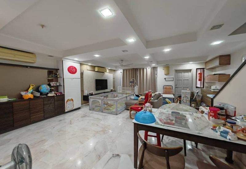 Taman Saujana Puchong