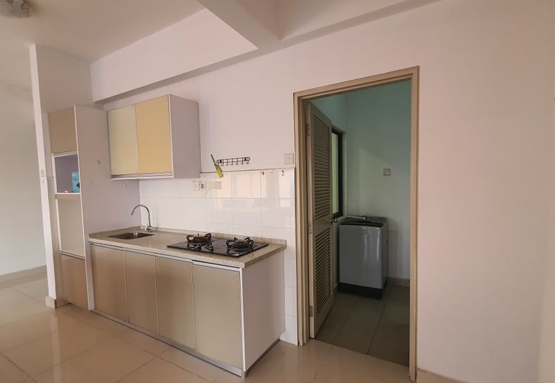 SetiaWalk R3 Solace Service Apartment