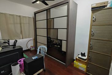 Jalan Puchong Utama 10/8