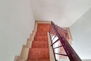 Jalan Bandar Kinrara 4/3