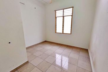 Jalan Bandar Kinrara 4/3