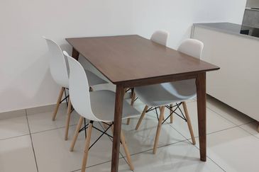 The Cruise Residence