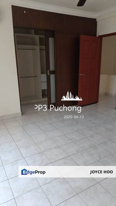 Putra Prima Double storey terrace house 20 *80, fully Extended, Just renovated with 5 rooms, Selangor, Puchong