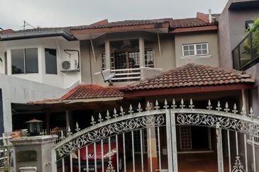 Taman Saujana Puchong