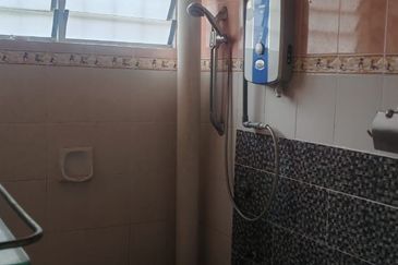 Taman Saujana Puchong