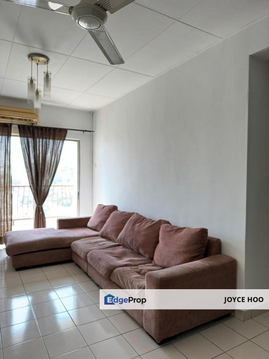 Casa Puter Fully furnished with balcony move in condition, Selangor, Bandar Puteri Puchong