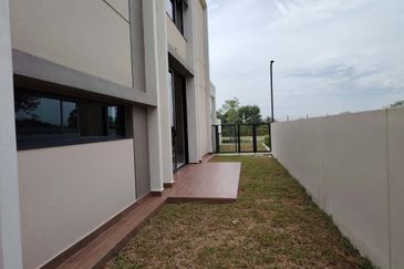 Luxura Designer Link Villas