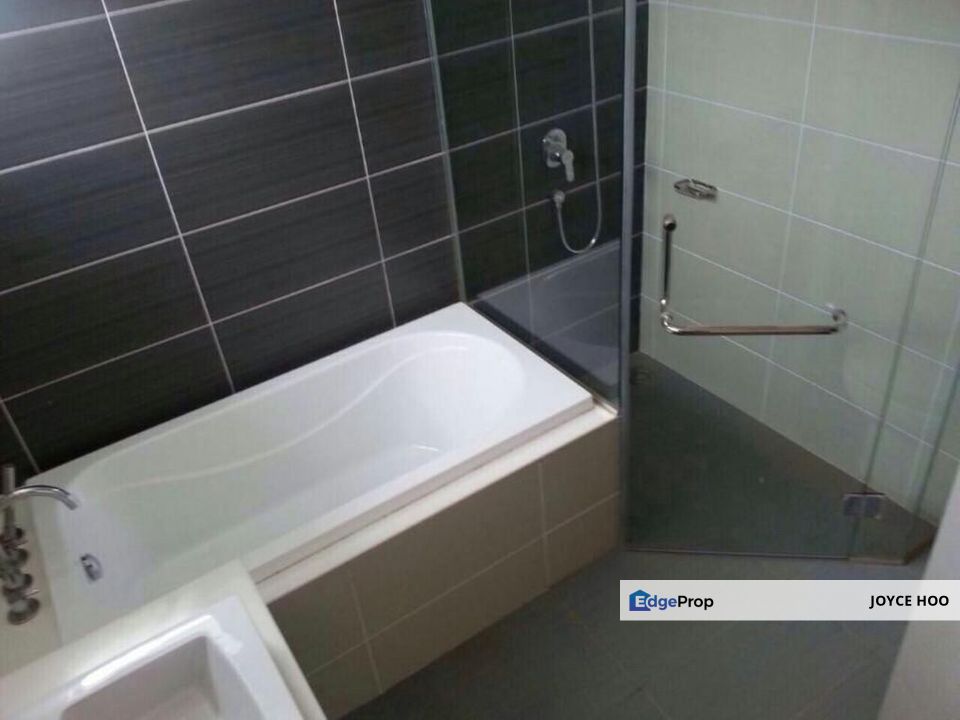 2.5sty bungalow limited view nice super view, Selangor, Bandar Puteri Puchong