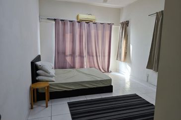 Setia Walk Apartment