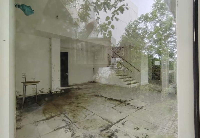 Belew market Price rm 600k Laman Granview 3 storey Bungalow Bran new basic unit