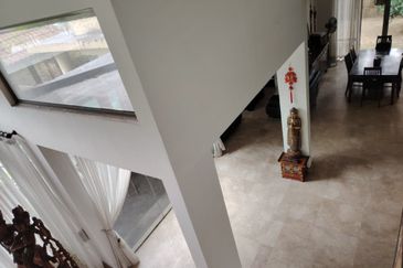 Changkat Kiara Surya