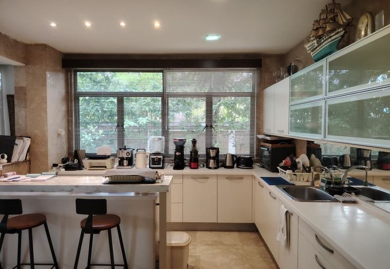 Changkat Kiara Surya