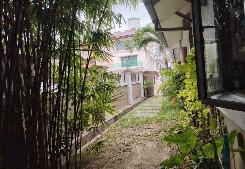 Changkat Kiara Surya