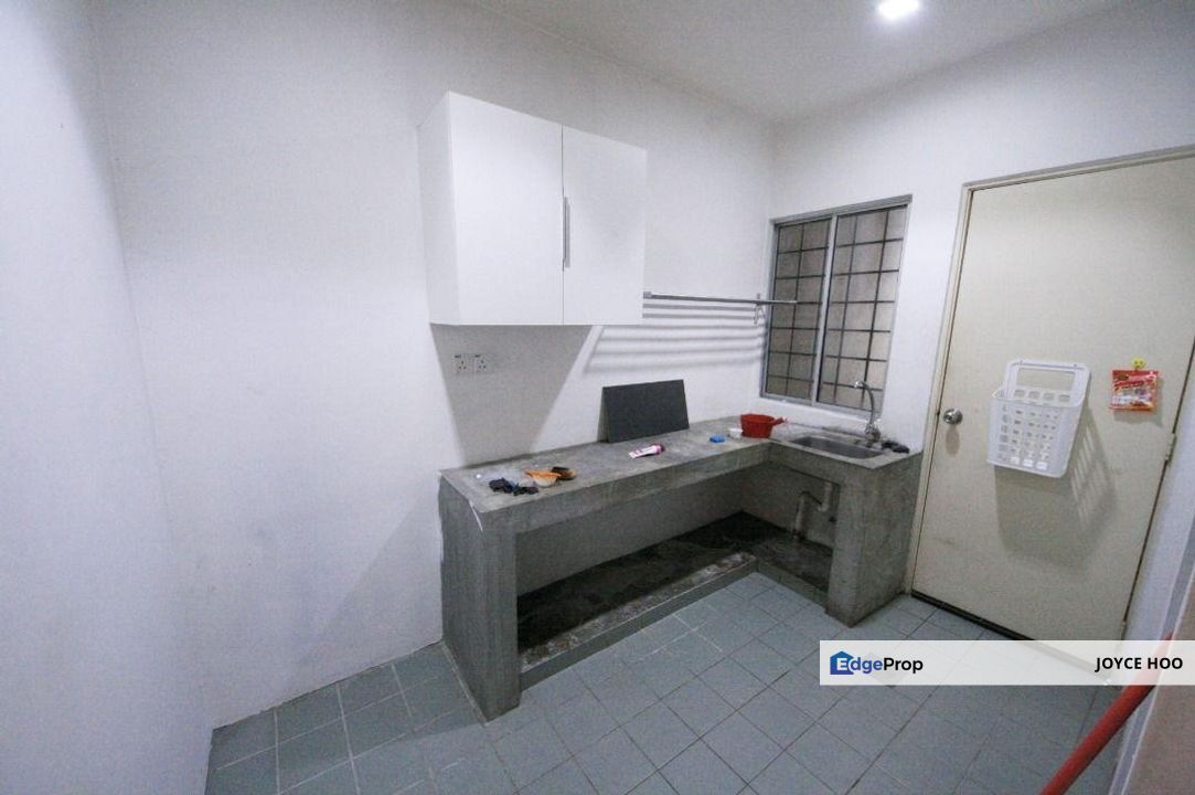 Taman Puchong Utama 12 Facing South  , Selangor, Pandan Perdana