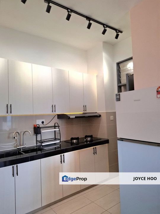 Move in conditon fully furnished, Selangor, Puchong South