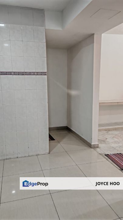 Puchong intan just new Renoveted fully kitchen exp, Selangor, Puchong