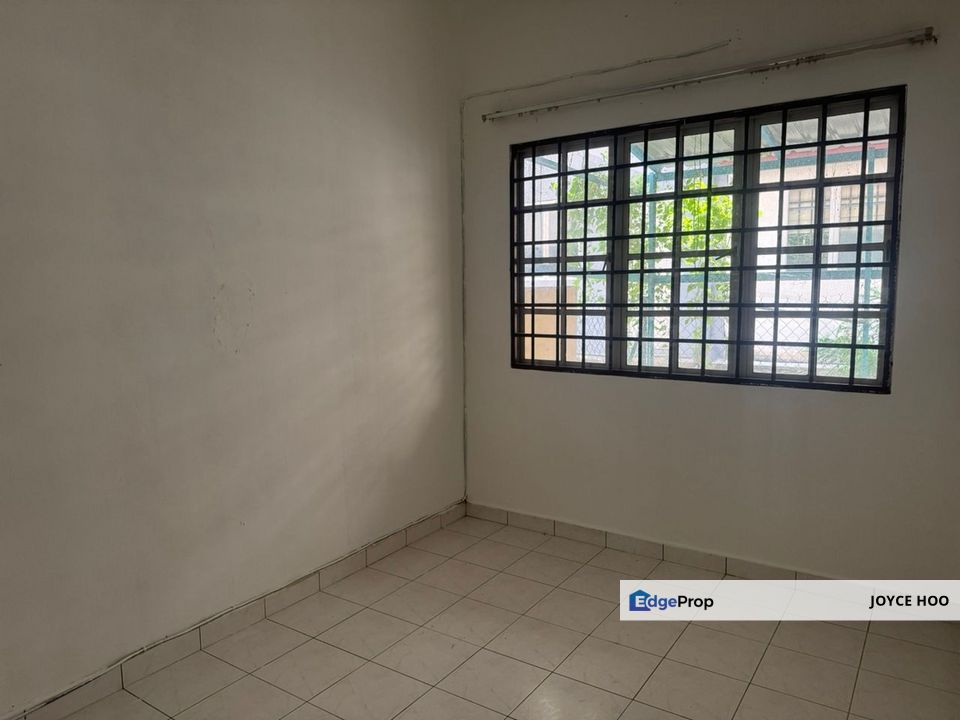 Jalan BP 10 Bandar Bukit Puchong 2 Raedy to move in Price Negotiable, Selangor, Puchong