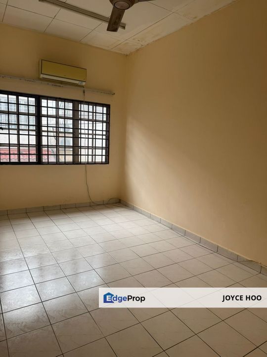 Jalan BP 10 Bandar Bukit Puchong 2 Raedy to move in Price Negotiable, Selangor, Puchong