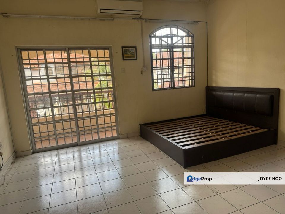 Jalan BP 10 Bandar Bukit Puchong 2 Raedy to move in Price Negotiable, Selangor, Puchong