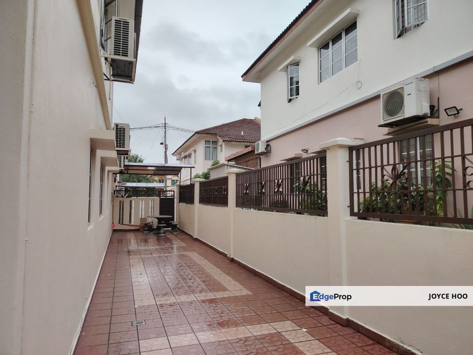 Bandar Puteri 12 End lot for rent 2890 Fully furnished  End lot  4room 3 bath  , Selangor, Bandar Puteri Puchong
