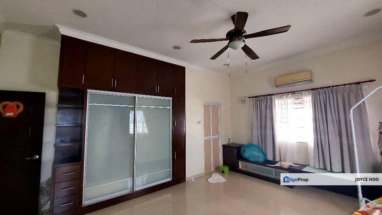 Semi-d in puteri 9 freehold 50x100, Selangor, Bandar Puteri Puchong