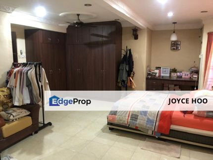 Puchong Perdana fully Renavation coat Rm 250k with 4+1 room 27x65, Selangor, Puchong