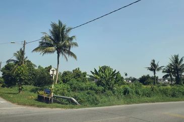 West Port, Pulau Indah