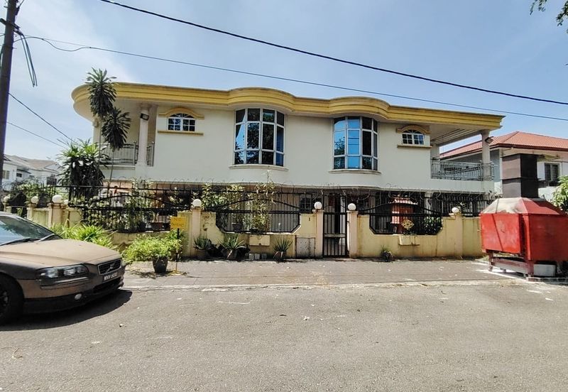 Puchong Jaya Corner 47x75 below market price fully reno & 115000exp