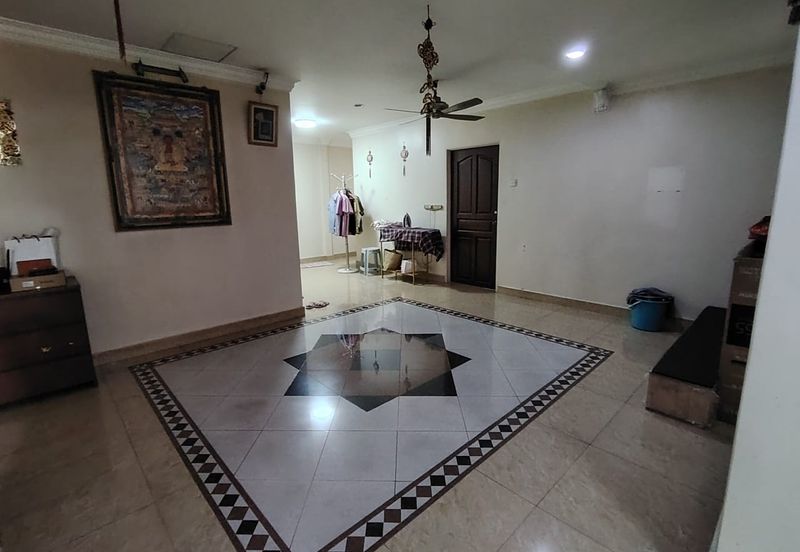 Puchong Jaya Corner 47x75 below market price fully reno & 115000exp