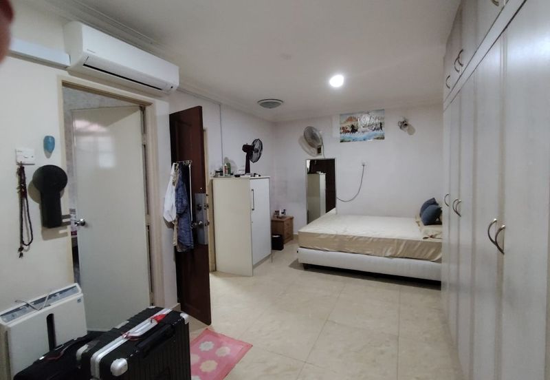 Puchong Jaya Corner 47x75 below market price fully reno & 115000exp