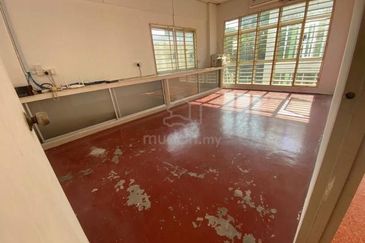 Bandar Puteri 2/6 N Lot 2800sq ft  With 9Room  Same Road Mr MIY 