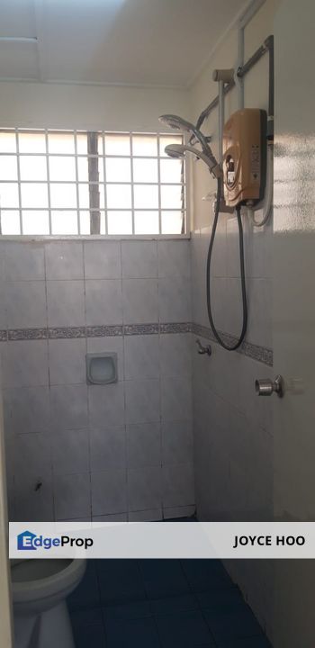 Sri Camelia  3rd Floor  Basic 3 room 2 bathroom Selling RM260k, Selangor, Bandar Puteri Puchong