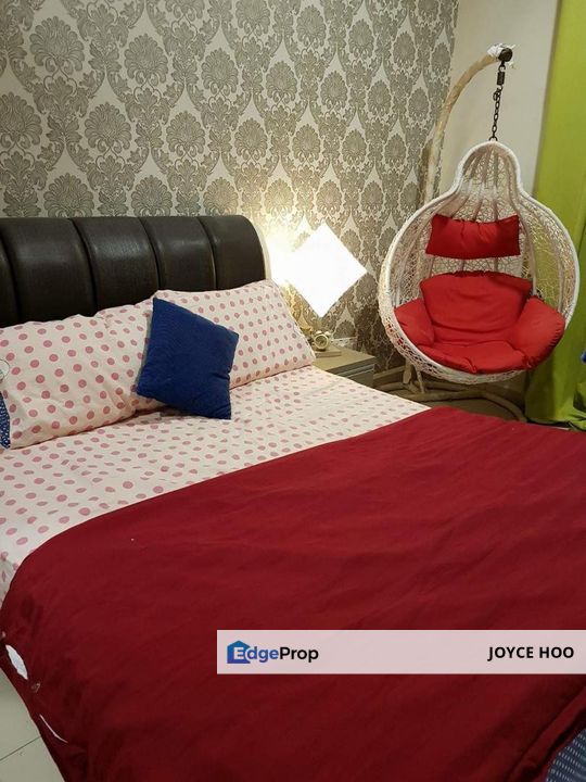 2 Storey+BELOW MARKET PRICE +Fully Renovetion&move in conditon+walkingto puchong jaya Lrt, Selangor, Puchong