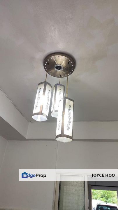 2 Storey+BELOW MARKET PRICE +Fully Renovetion&move in conditon+walkingto puchong jaya Lrt, Selangor, Puchong